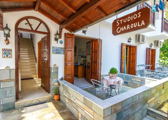 Charoula * Platanias (Thessaly)