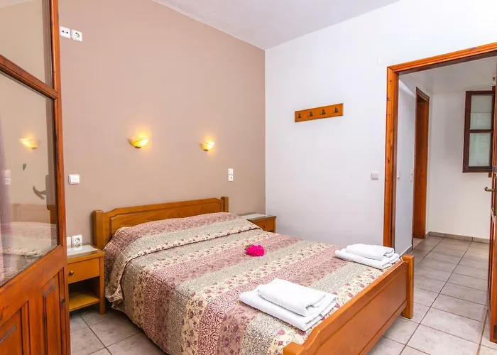 Charoula Apartamento *