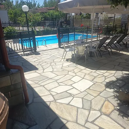Charoula * Platanias (Thessaly)