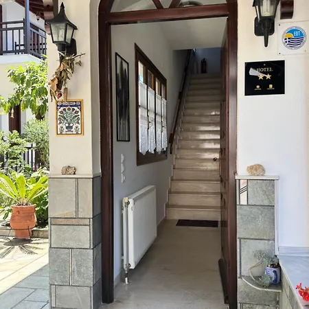 Charoula Apartment
