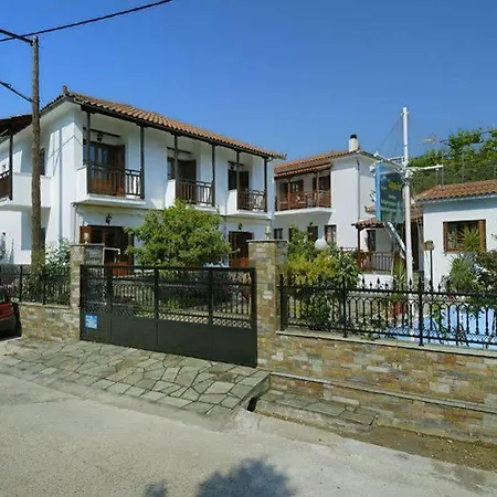 Charoula Appartement *