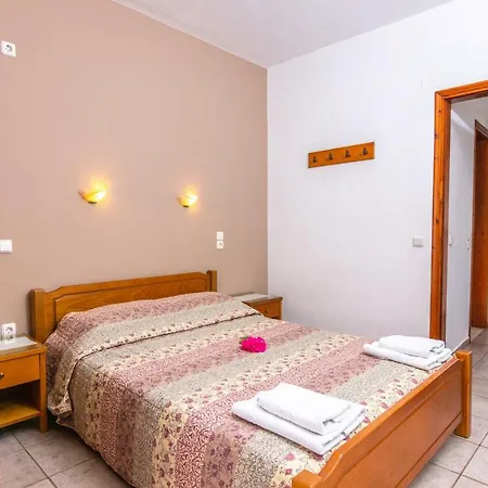 Charoula Apartament *